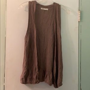 🌷 Old Navy Knit Vest